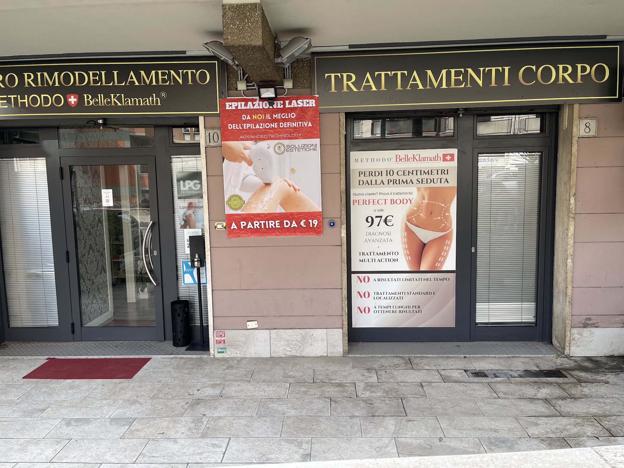 Facciata di Dely Beauty a Roma